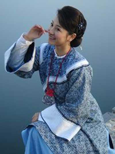 高榕四部剧同时热播 为忙宣传四地跑(组图)