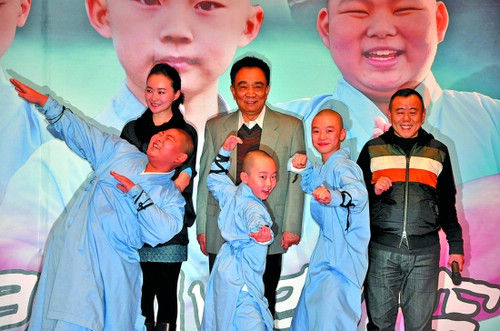 浏览原图 主创合影 浏览原图 孙颖歆 浏览原图 导演都晓    2012年1月