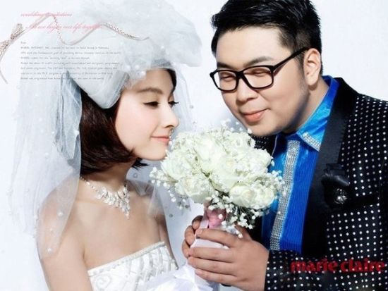杜海涛吴昕为某杂志拍摄个性婚纱照
