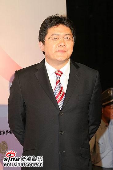 央视主持人张斌