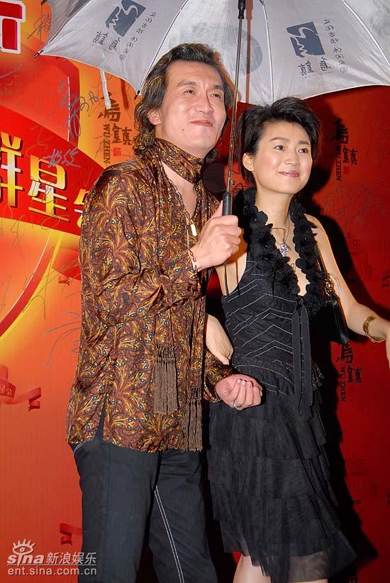 图文:华语主持人盛典--李咏王小丫