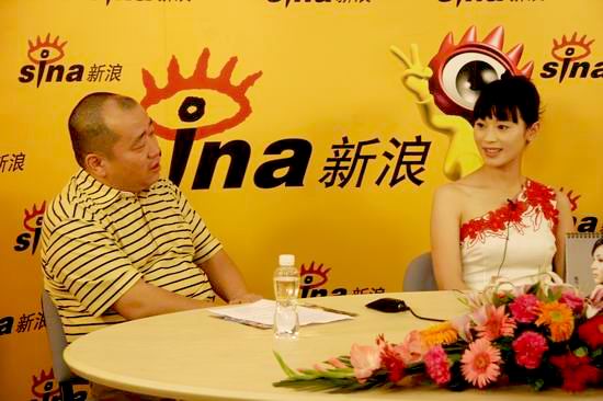 新浪娱乐讯《白色情人梦》由尤小刚导演,"80后"演员石小群(blog)