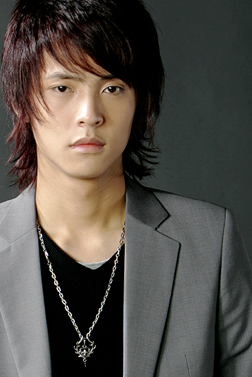 图文:型秀10强最新定装照--郜晓晨