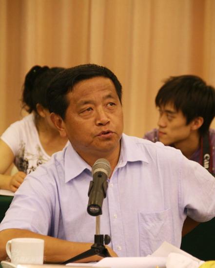 图文:北大影视艺术学院院长,博士生导师彭吉象