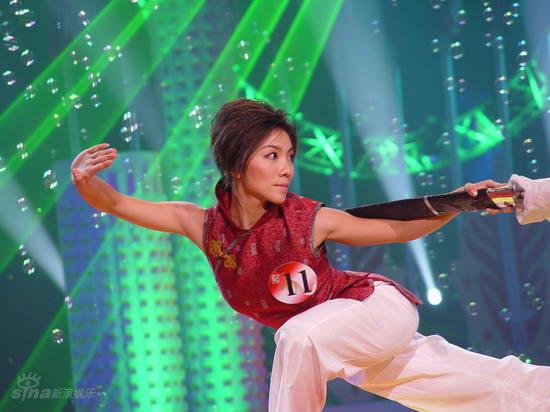 图文:《功夫之星》总决赛--李亚军功夫了得