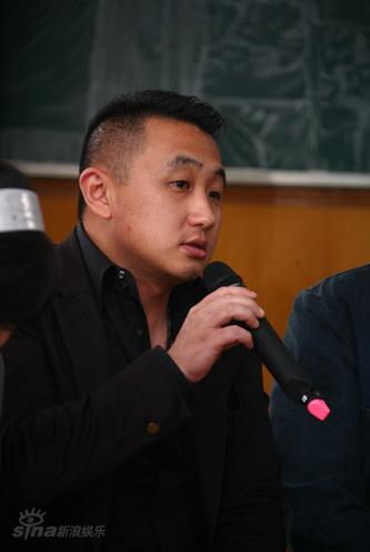 图文十六岁的花季韩小乐扮演者战士强