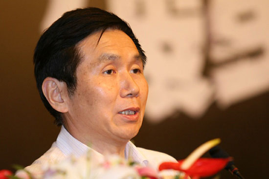 图文:《破茧而出》发布会--央视影视部主任汪国辉