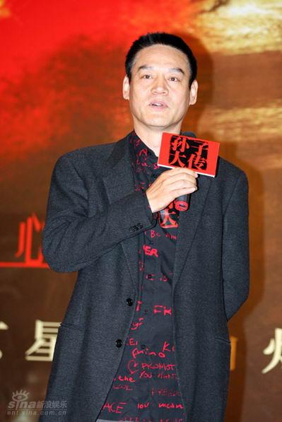 图文:《孙子大传》开机-巍子神态轻松