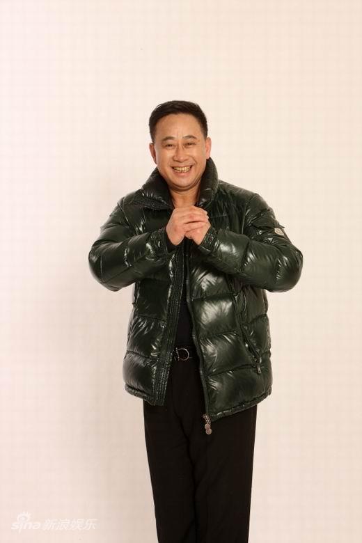 图文:东方春晚嘉宾定妆照--龚仁龙