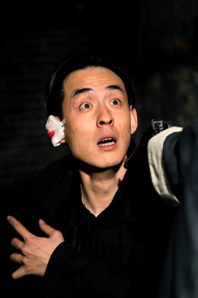 图文:电视剧《兵临城下》刘欢饰演杨少义
