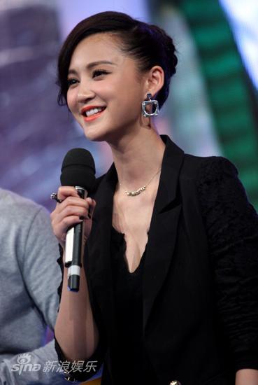 图文:海岩三部曲将播-张歆艺饰演罗晶晶
