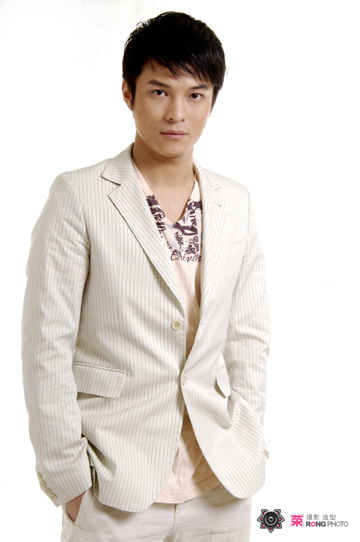 2006年度影视星锐榜选手--徐白晓