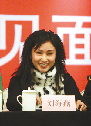 渝召开新闻发布会,并计划年底在重庆开拍,而剧中女主人公李海燕的原型