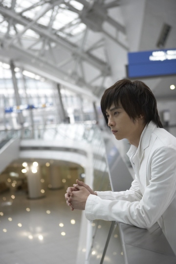 buzz闵庆勋,11月底以抒情歌手回归