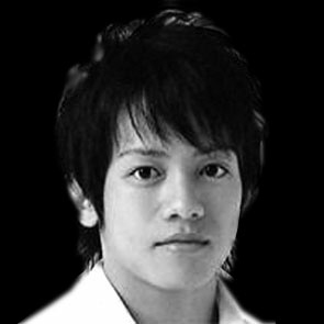花样男子 女配角上吊日星伊藤隆大车内烧煤 手机新浪网