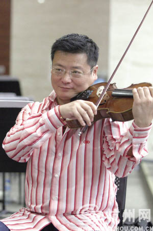 中提琴首席赵宇