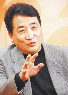 姜昆：学校一样但不是一回事，你懂？