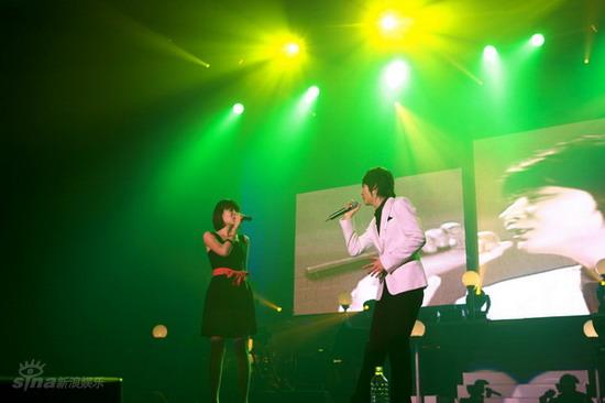 LYN与彗星深情对唱