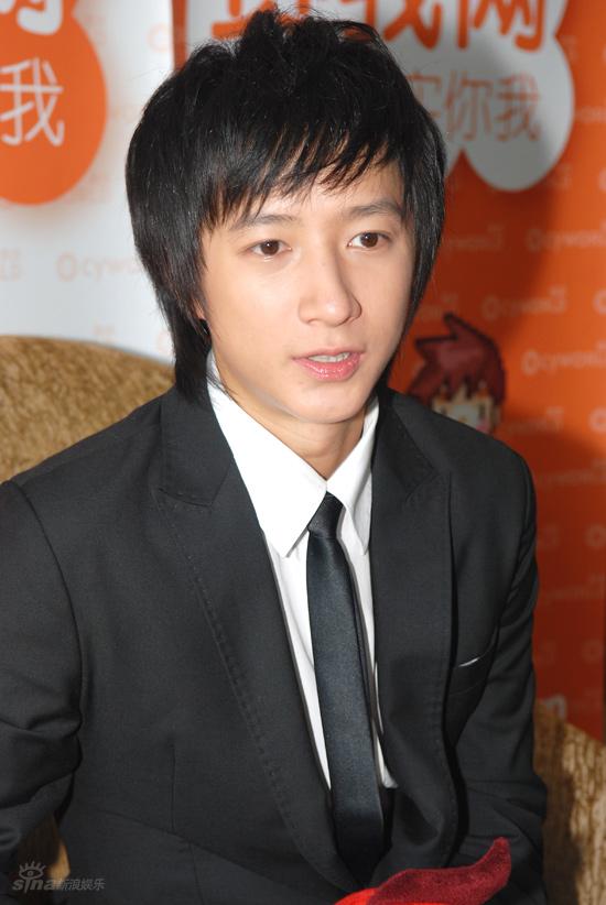 图文新浪娱乐独家对话sj韩庚独家做客聊天