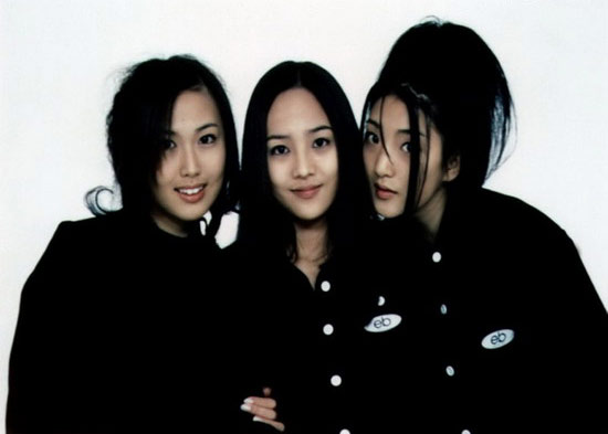 图文:韩国组合三代变迁之ses--黑色酷装