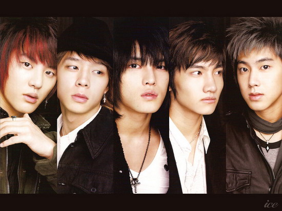 图文:韩国组合三代变迁之东方神起--帅气有型