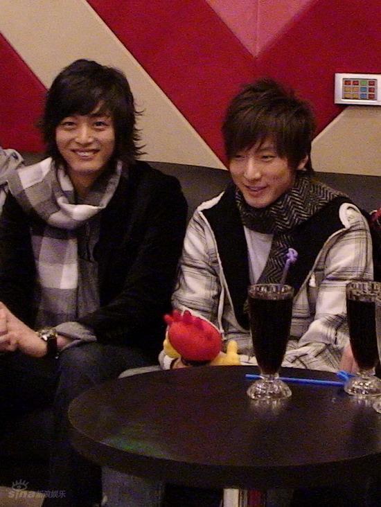 Battle欢庆一周年出道