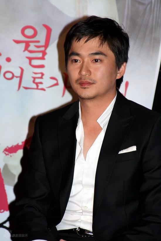 韩片《1724妓房动乱事件》记者会