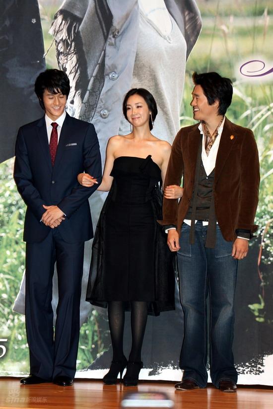 韩剧《明星的恋人》记者会现场