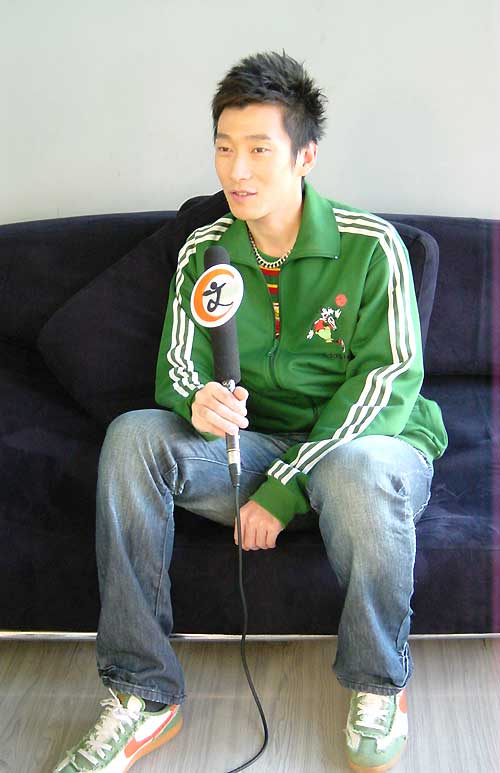 《麻花》主题歌夺冠 满江创作才华再获肯定(图)