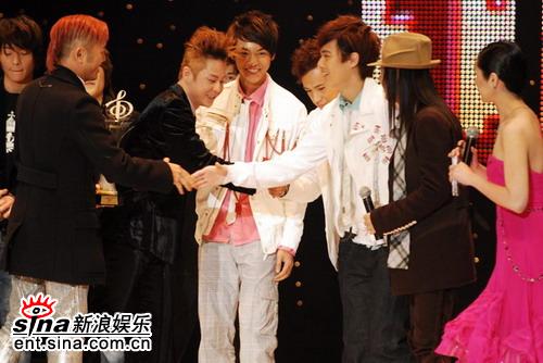 飞轮海、SUNBOY’Z获最有前途新人优秀奖