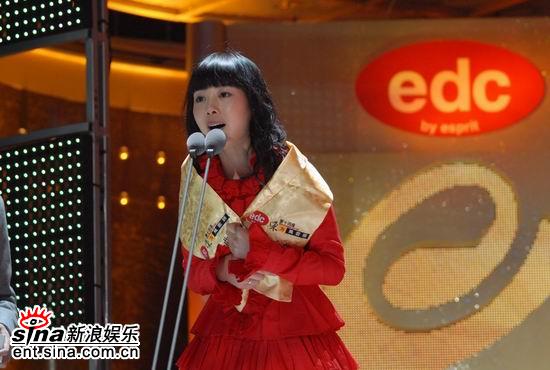 王筝《我们都是好孩子》获十大金曲奖