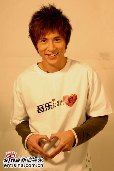 为帮助失聪儿童再累也值得