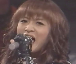 搞怪男星樱冢Yakkun模仿滨崎步