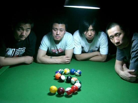 超级肥皂乐队在13CLUB