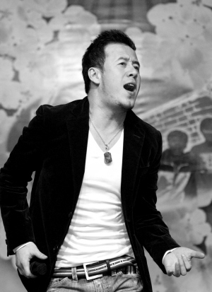 杨坤征集"穷浪漫"短片 很想尝试导演这份工作