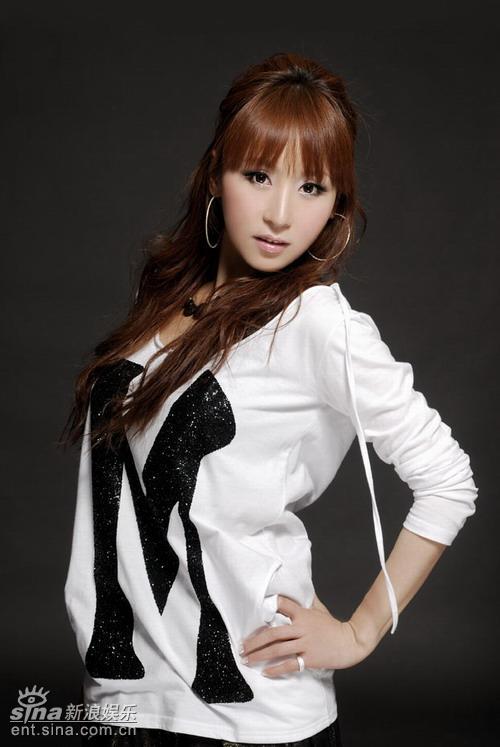 蓝沁专辑蓄势待发 格莱美评委操刀值得期待(图)