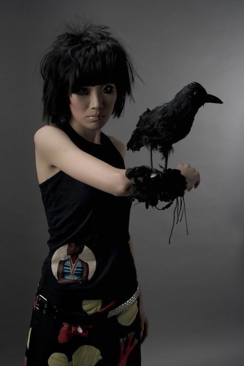 胡玮琪为maximilian hecker上海个唱暖场献唱