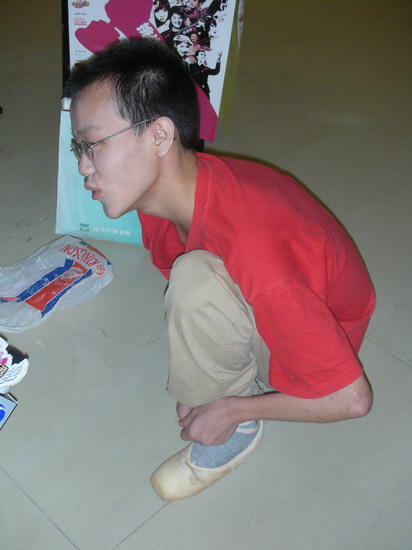 未成年选手身残志坚 盲人芭蕾舞者挑战风云新人