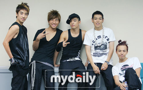 bigbang新专辑预售3万张 出道不足一年创奇迹