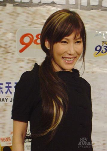 何耀珊