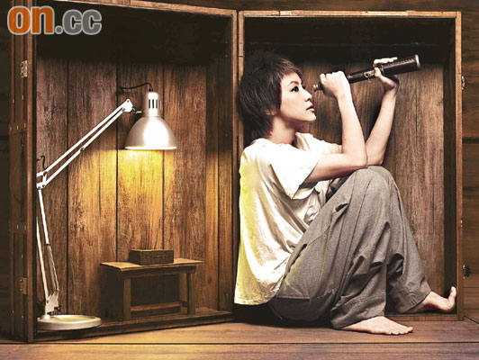 何韵诗新碟纸盒藏回忆满意唱京剧表现附图