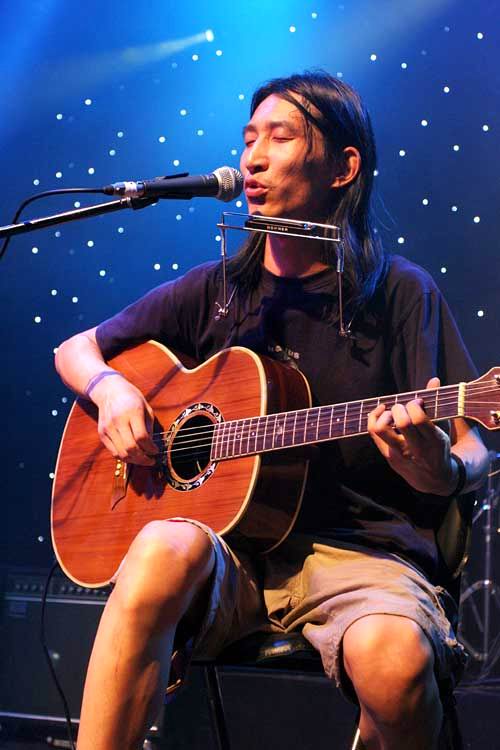 万晓利向往雪山音乐节 放弃商业演出参加(附图)