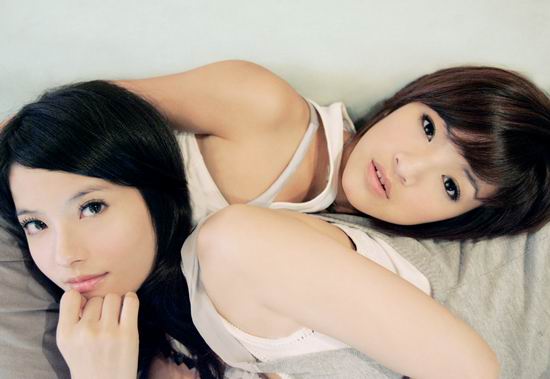 全能美少女yummy组合风靡内地 上节目大秀舞技