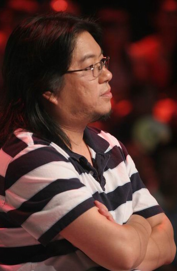 高晓松与郑洋针锋相对 大学生音乐节上演口水战