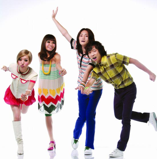 旺福新专辑创佳绩 连续八天雄踞亚洲榜冠军(图)