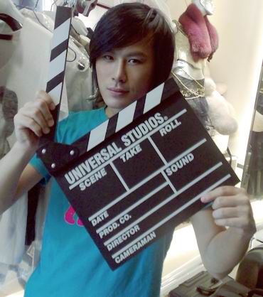 金卓欣赏李炆才华 退居二线捧李炆做导演(图)