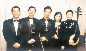 余其伟广东音乐演奏组，从左至右为伍国忠、文传盈、余其伟、潘伟文、林丹虹。