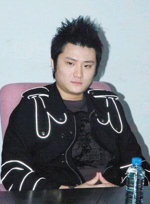 花儿乐队吉他手石醒宇