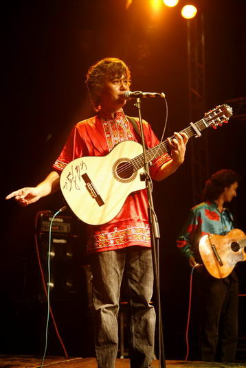 原声吉他 克尔曼星光现场节奏与激情之夜(图)