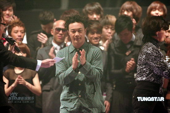 陈奕迅：明年再来玩